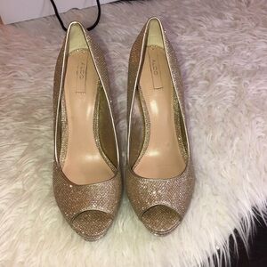ALDO Raeann Gold Glitter Leather Peep Toe Platform Heels 6.5